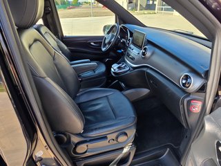 Mercedes-Benz V220d Largo Avantgarde  7 Plazas