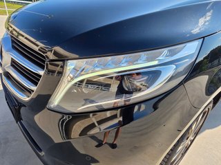 Mercedes-Benz V220d Largo Avantgarde  7 Plazas