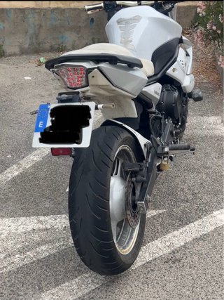 Yamaha XJ6 600 Naked Blanca - Extras
