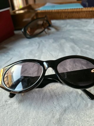 Gafas de sol rosas