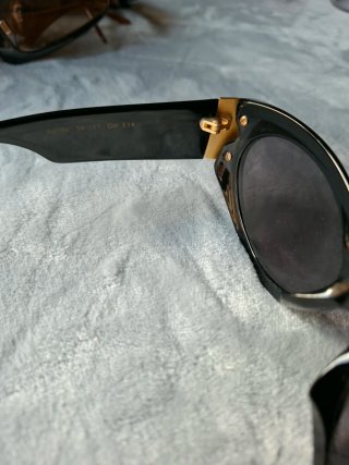 Gafas de sol rosas