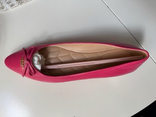 Zapatos planos Coach rosas