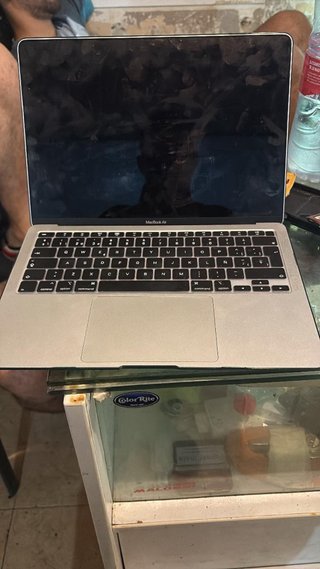Apple MacBook Plata