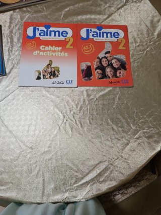 Libros de 2 eso del Leopoldo queipo.