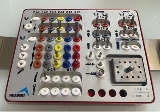 Caja quirúrgica de implantes Xive Friadent OP-Tray