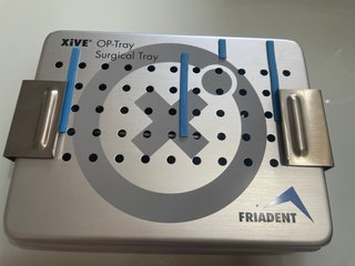 Caja quirúrgica de implantes Xive Friadent OP-Tray