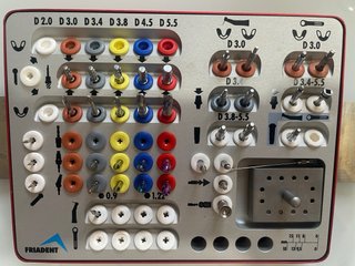 Caja quirúrgica de implantes Xive Friadent OP-Tray