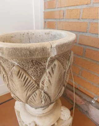 Jardinera de piedra