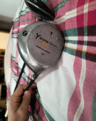 2 Palos de Golf Young Gun y Golf Pride