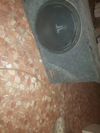 Altavoz JL Audio Gris