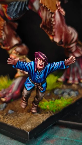 Gigante Warhammer Mancrusher Gargant Attack on Tit