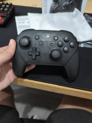 Mando Pro Nintendo Switch