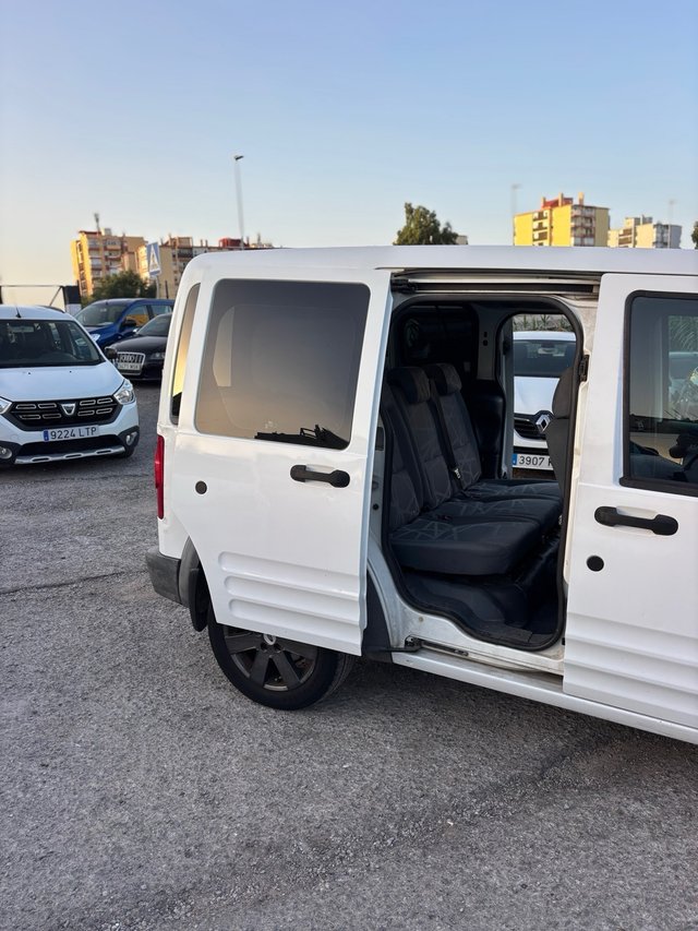 Ford Tourneo Connect 2013