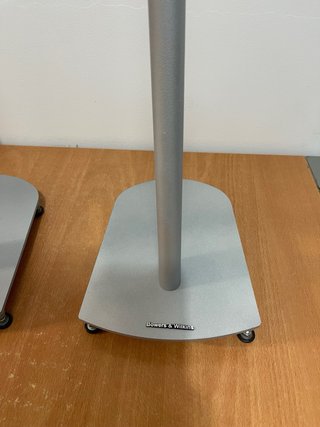 Altavoces B&W LM1