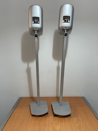 Altavoces B&W LM1