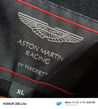 Polo Hackett Aston Martin Negro