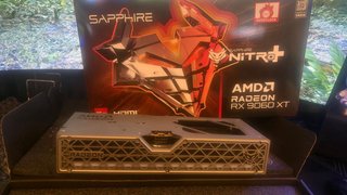 Tarjeta Gráfica AMD RX9060XT 16GB sapphire nitro +
