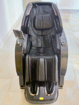 Sillón Masaje Komoder Titan II Shiatsu Negro