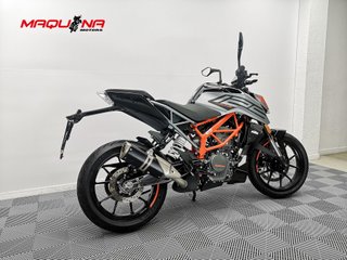 KTM 125 DUKE 2021 2266 kms.