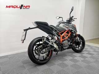 KTM 125 DUKE 2021 2266 kms.