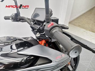 KTM 125 DUKE 2021 2266 kms.