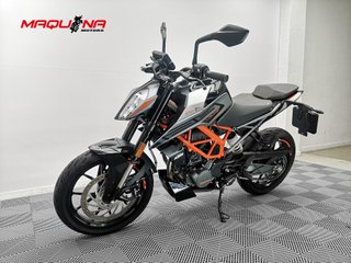 KTM 125 DUKE 2021 2266 kms.