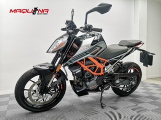 KTM 125 DUKE 2021 2266 kms.