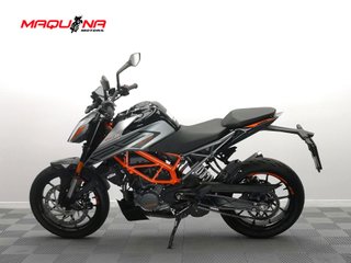 KTM 125 DUKE 2021 2266 kms.