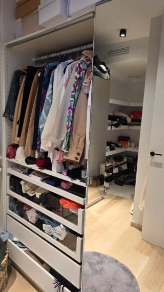 Armarios IKEA de alta calidad con espejo