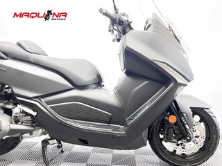 SYM MAXSYM 400I 2023 4895 kms.