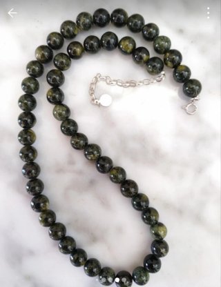 Collar de jade 8 mm con plata 925