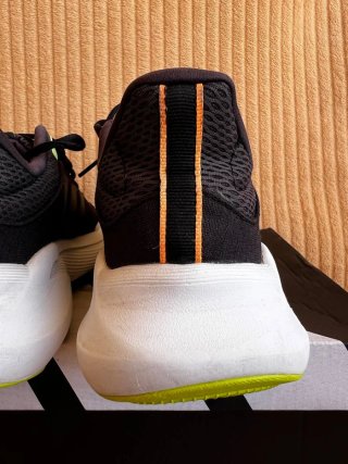 Zapatillas Adidas Negras AlphaEdge + 40