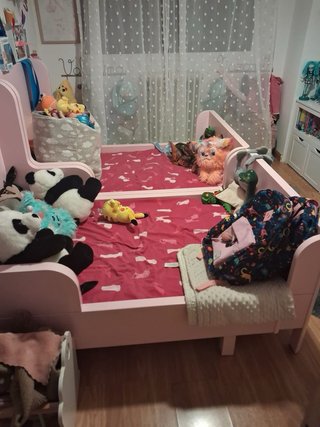 Cama Extensible IKEA BUSUNGE Rosa
