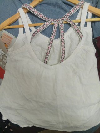 Top blanco estilo tank top talla única