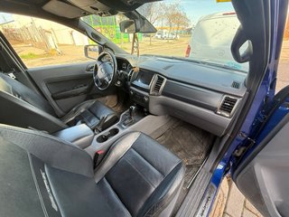 Ford Ranger Wildtrak averiada