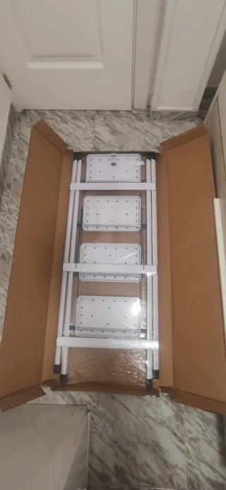 Escalera 4 peldaños plegable