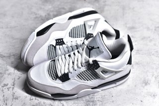 Sneakers Jordan Taglia 42