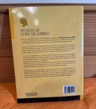 Libros grado medio de Peluquería