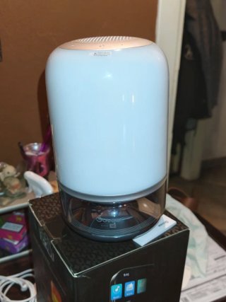 Lampada Govee tablet lamp 2 Pro con Cassa JBL 20W