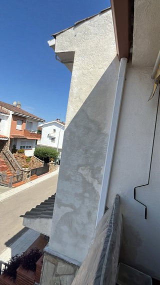 Servicios de pintura y saneamiento de fachadas