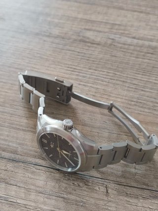 Christopher Ward C63 Sealander Celest 36mm