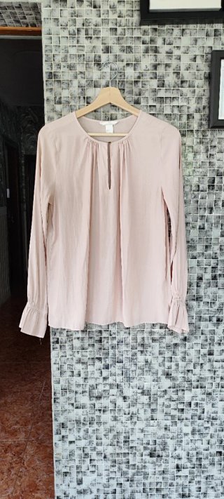 Blusa H&M rosa empolvado talla 34