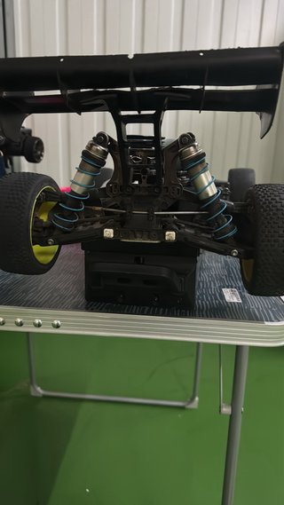Kyosho Inferno MP10 RC Coche