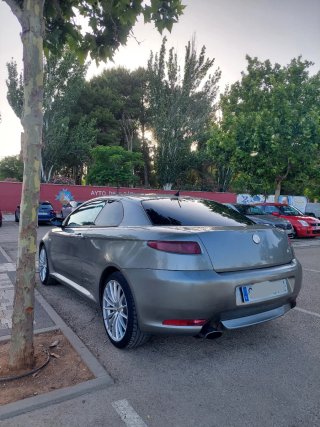 Alfa Romeo GT 2005