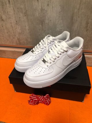 Nike Air Force 1 Supreme Blancas