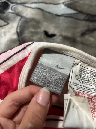 Camiseta Nike sin mangas a rayas