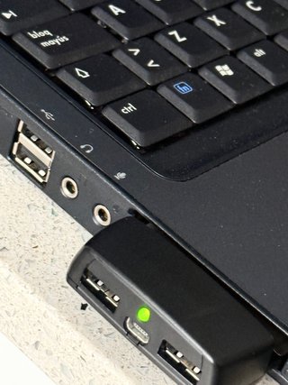 Lote Retro Computing: 2 Portatili (HP + Airis)