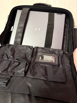 Lote Retro Computing: 2 Portatili (HP + Airis)