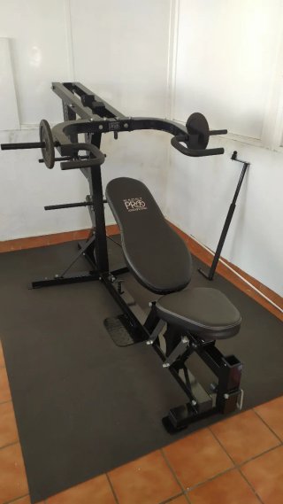 Banco de pesas y multifunción