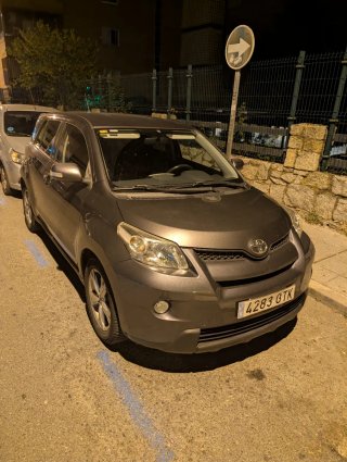 Toyota Urban Cruiser 2010